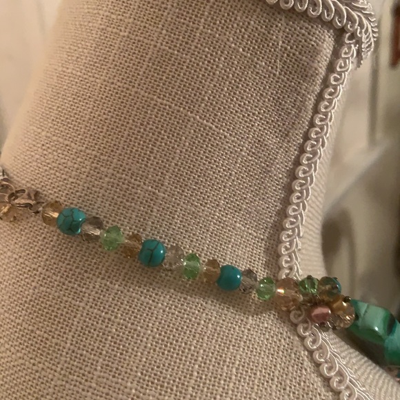 💥💥SOLD💥💥NWT Beautiful Handcrafted Necklace 10” - Picture 6 of 15